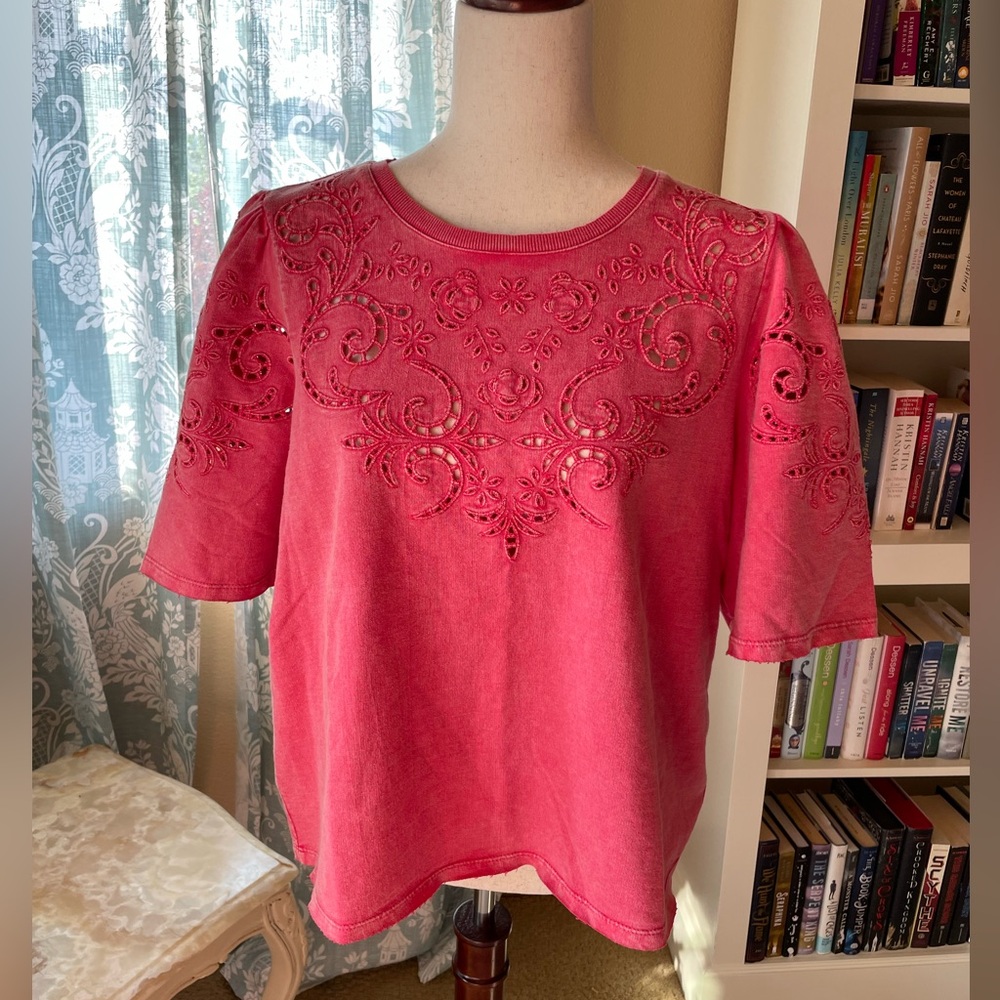 Sundance red cotton weave eyelet tee